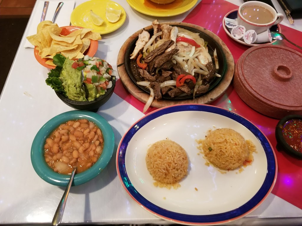 Ranchero Grill & Tap | restaurant | 612 W Commerce St # F1, San Antonio, TX 78207, USA | 2102247366 OR +1 210-224-7366