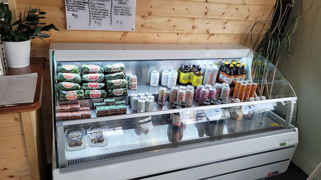 Eatin Alive | restaurant | 8237 N Denver Ave, Portland, OR 97217, USA | 5034776919 OR +1 503-477-6919