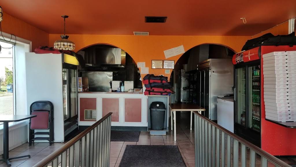 Star Pizza Restaurant | restaurant | 4128, 1380 Dixwell Ave, Hamden, CT 06514, USA | 2032882626 OR +1 203-288-2626