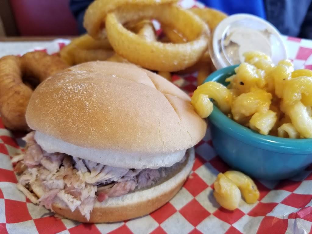 Bar-B-Que House | restaurant | 6007, 1205 US-17 BUS, Surfside Beach, SC 29575, USA | 8434771801 OR +1 843-477-1801