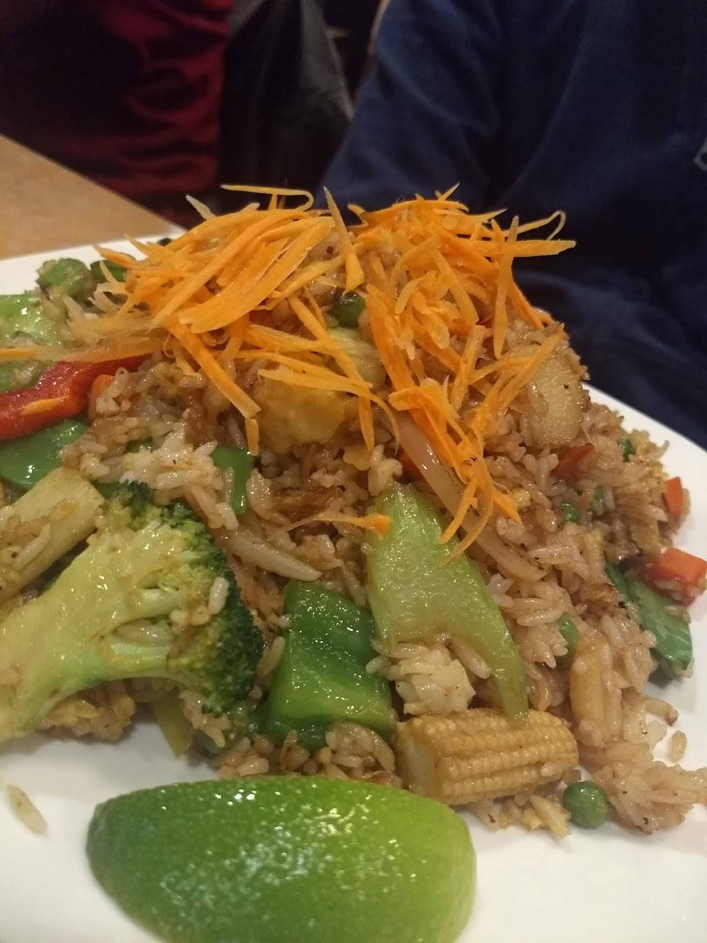 Thai Basil Restaurant | restaurant | 37273 Six Mile Rd, Livonia, MI 48152, USA | 7344645934 OR +1 734-464-5934