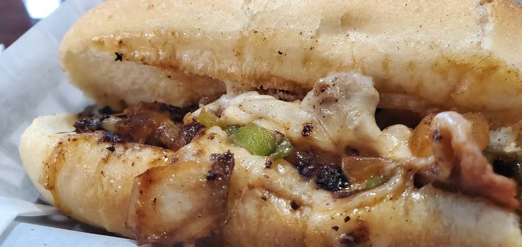 Roccos Downtown | restaurant | 276 W Central Ave, Winter Haven, FL 33880, USA | 8636623280 OR +1 863-662-3280