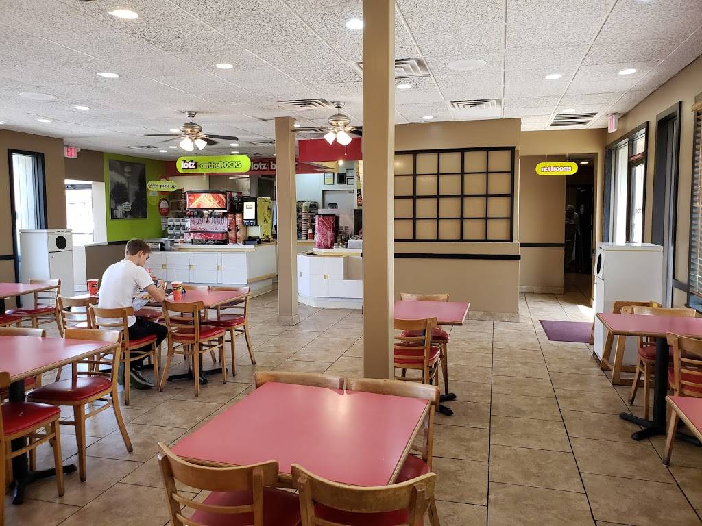 Schlotzskys | bakery | 5934 Bandera Rd Ste 321, San Antonio, TX 78238, USA | 2105236666 OR +1 210-523-6666