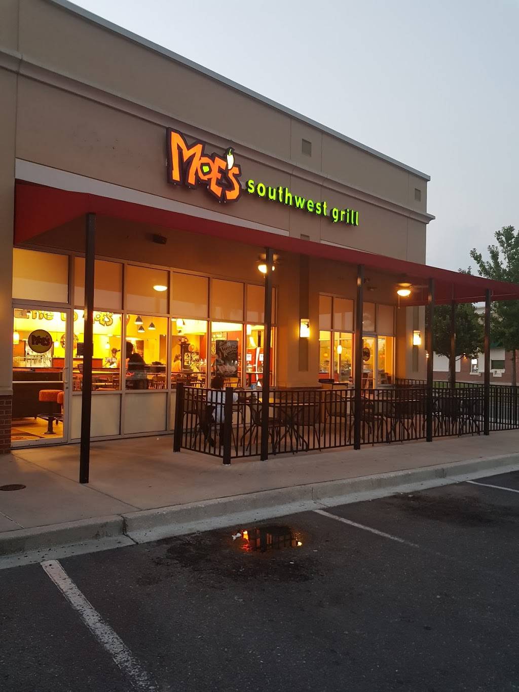 Moes Southwest Grill | restaurant | 4948 Centre Pointe Dr #101, North Charleston, SC 29418, USA | 8437183001 OR +1 843-718-3001