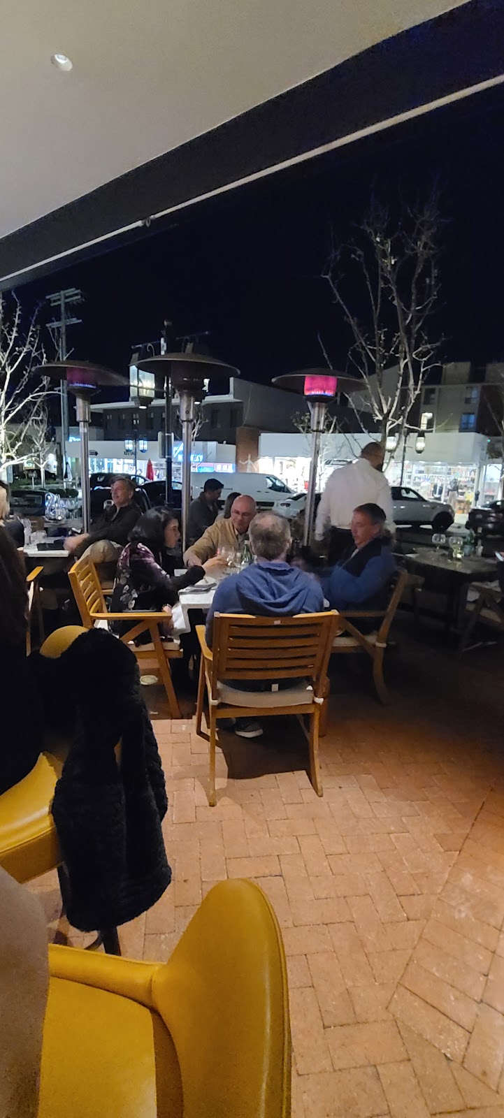 Angelini Ristorante & Bar | restaurant | 1038 N Swarthmore Ave, Pacific Palisades, CA 90272, USA | 4242385870 OR +1 424-238-5870