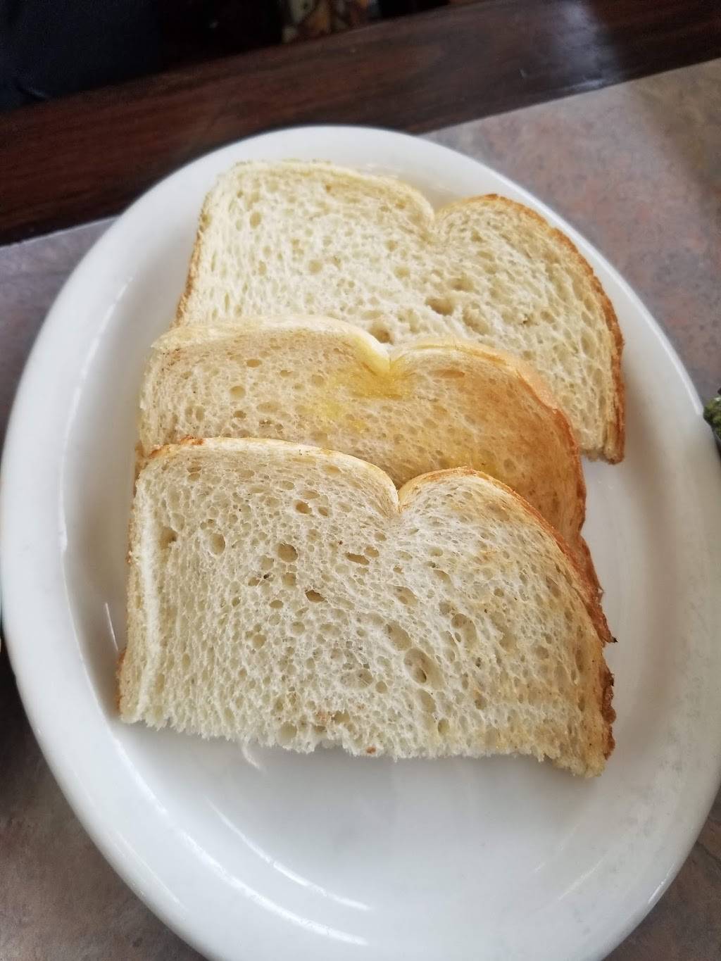 Toms Burgers 18 | restaurant | 1190 Philadelphia St, Pomona, CA 91766, USA | 9096270878 OR +1 909-627-0878