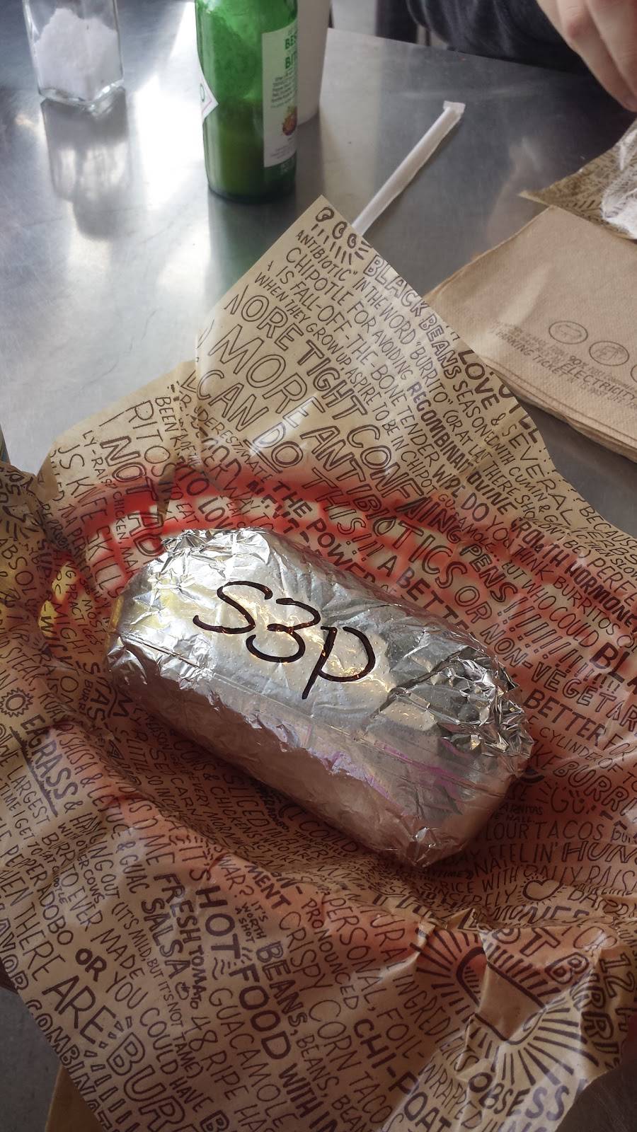 Chipotle Mexican Grill | restaurant | 951 E, Interstate 30 Ste 111, Rockwall, TX 75087, USA | 9727220445 OR +1 972-722-0445