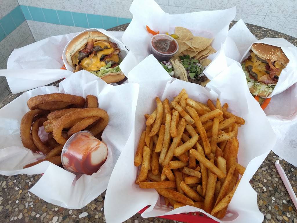 M V Ps Grill | restaurant | 5484 E Stearns St, Long Beach, CA 90815, USA | 5624943555 OR +1 562-494-3555