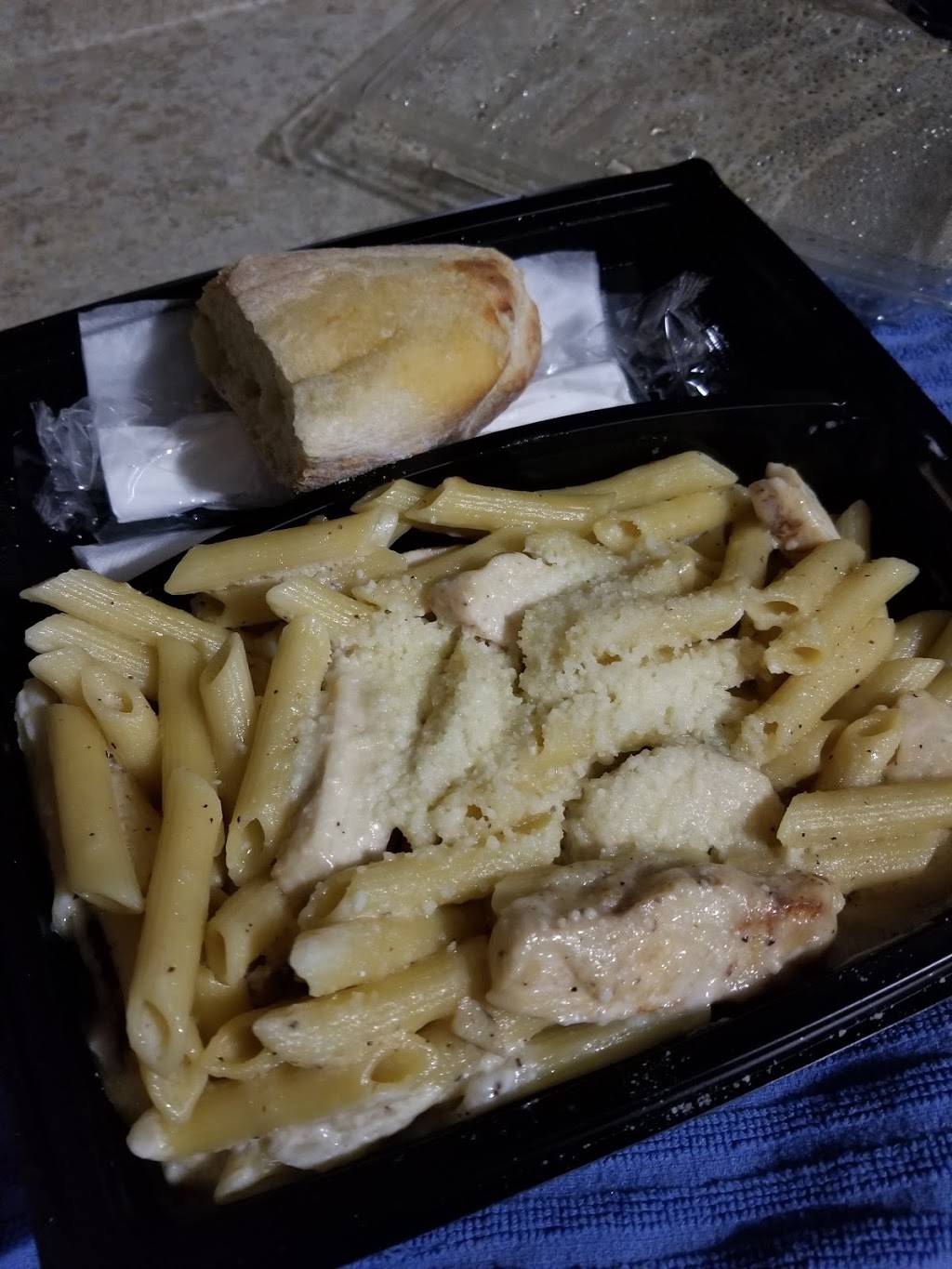 Fastinos | restaurant | 3723 4th St NW, Albuquerque, NM 87107, USA | 5053416626 OR +1 505-341-6626