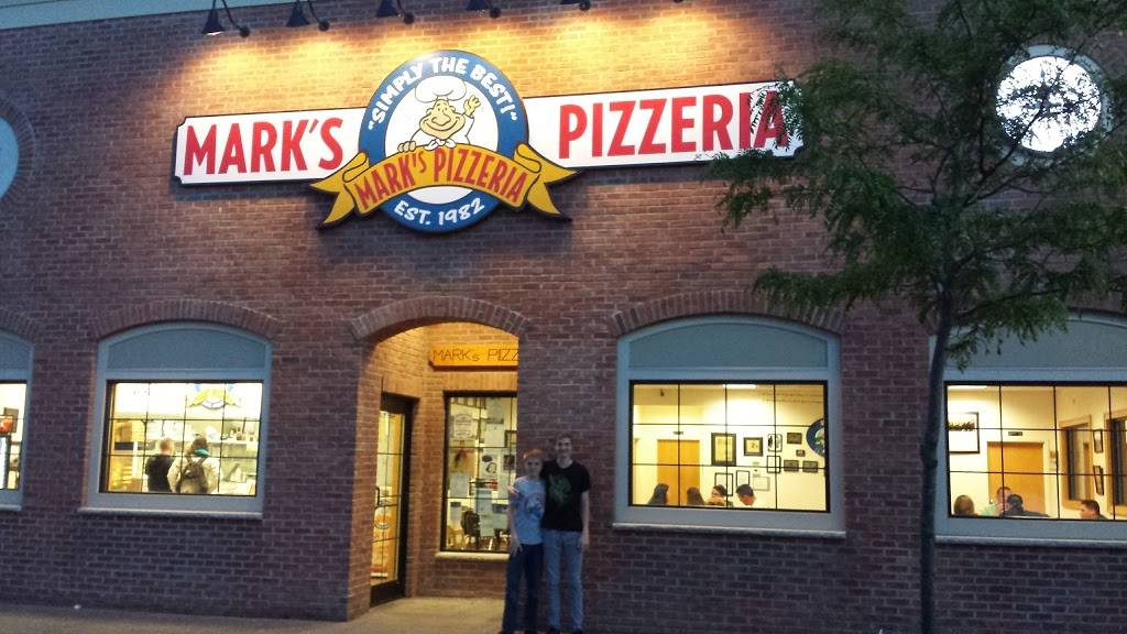 Marks Pizzeria | restaurant | 240 E Main St, Palmyra, NY 14522, USA | 3155972727 OR +1 315-597-2727