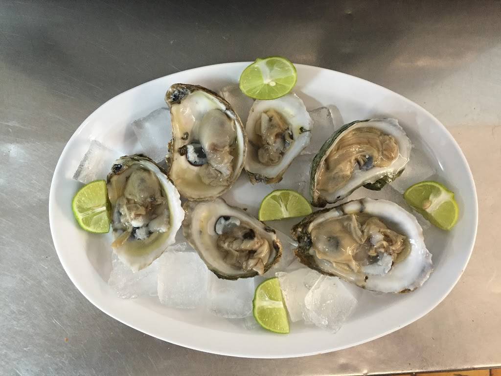 Mariscos el Jefe | restaurant | 658 Hollister St, San Diego, CA 92154, USA | 6195759395 OR +1 619-575-9395