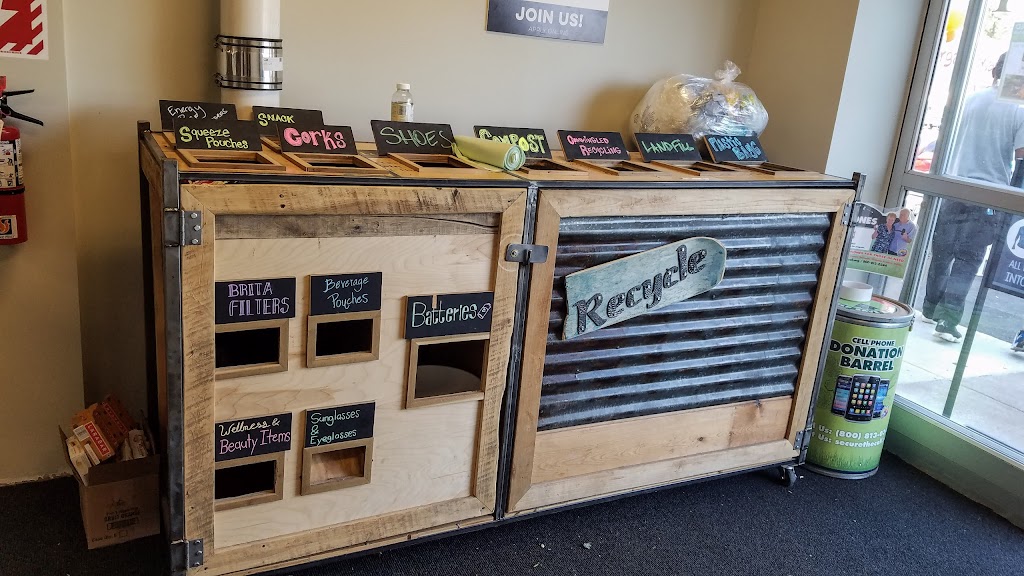 Naked Lunch | restaurant | 3831 Mt Vernon Ave, Alexandria, VA 22305, USA | 7035355980 OR +1 703-535-5980