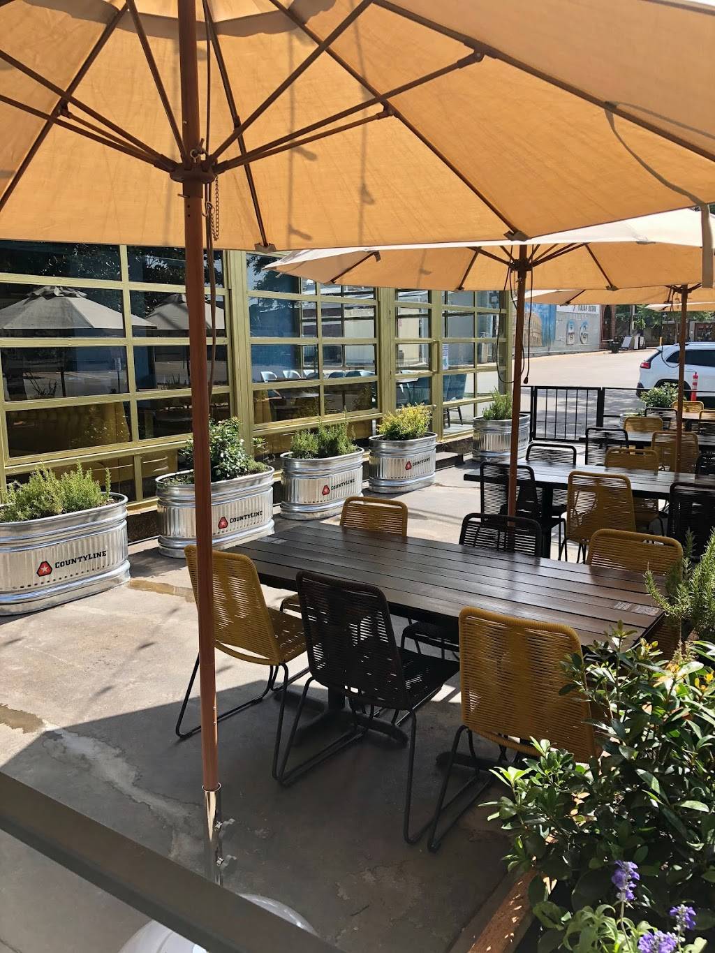 Standard Service - Dallas | restaurant | 5631 Alta Ave, Dallas, TX 75206, USA | 2148213415 OR +1 214-821-3415