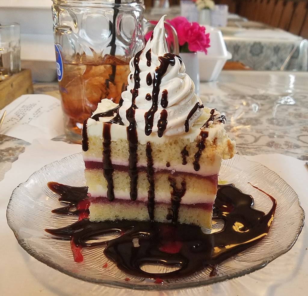 Gasthaus Bavarian Hunter | restaurant | 8390 Lofton Ave N, Stillwater, MN 55082, USA | 6514397128 OR +1 651-439-7128