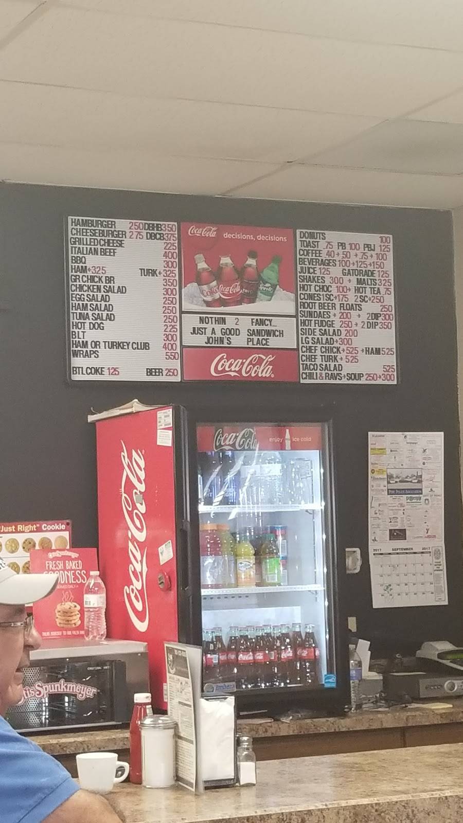 Johns Place | restaurant | 1802 5th St, Peru, IL 61354, USA | 8152230506 OR +1 815-223-0506