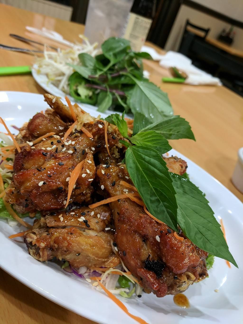 Mama’s Asian Noodle House | restaurant | 4787 E McKinley Ave, Fresno, CA 93703, USA | 5592933959 OR +1 559-293-3959