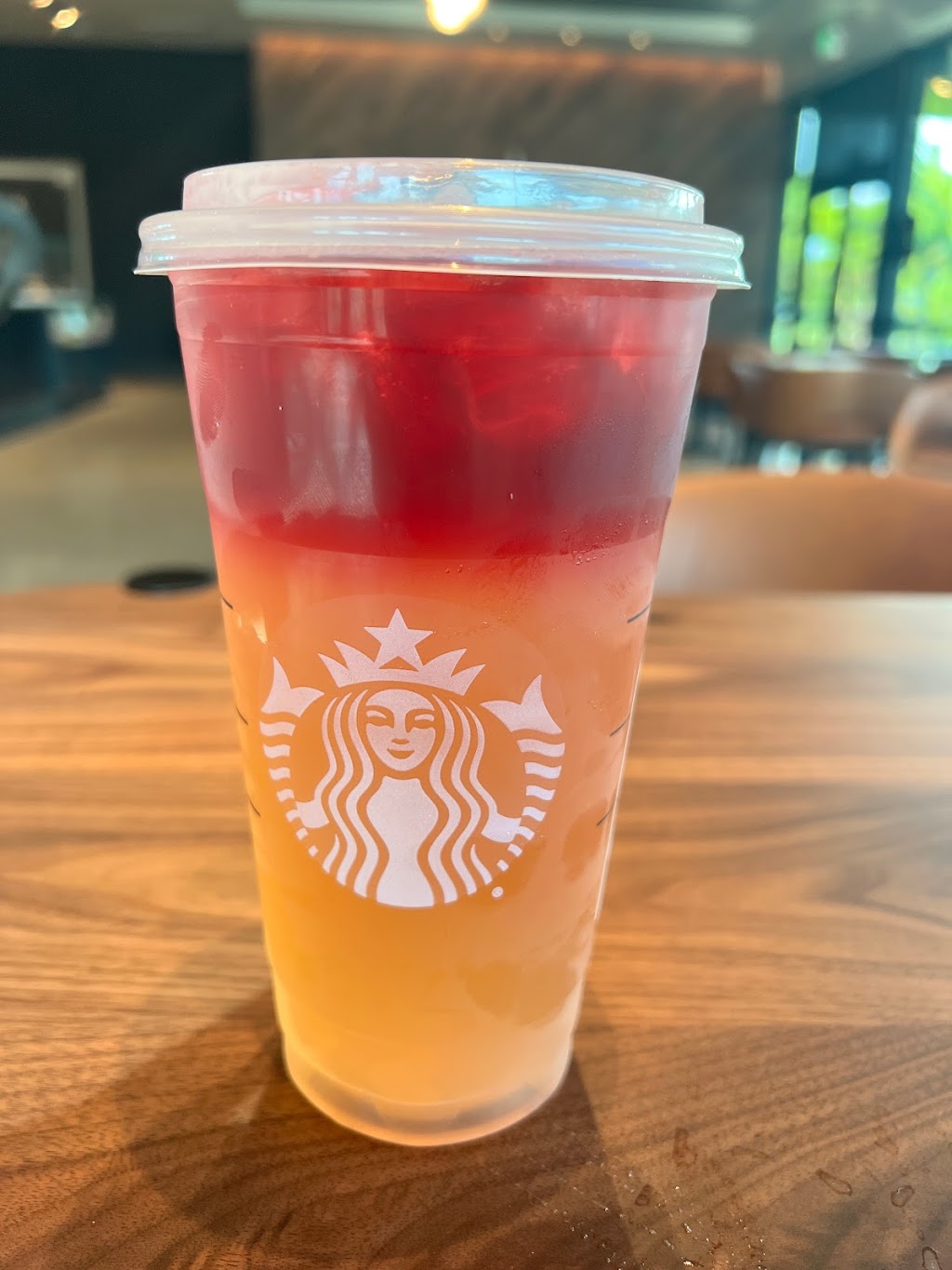 Starbucks | restaurant | 19451 Times Cir, Venice, FL 34292, USA | 9419469900 OR +1 941-946-9900