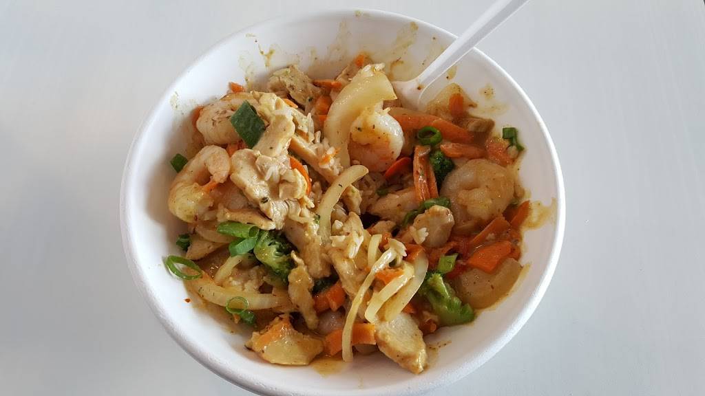 Thaïzone | restaurant | 985 Boulevard des Prés-Verts LOCAL 120, La Prairie, QC J5R 0R3, Canada | 4504444554 OR +1 450-444-4554