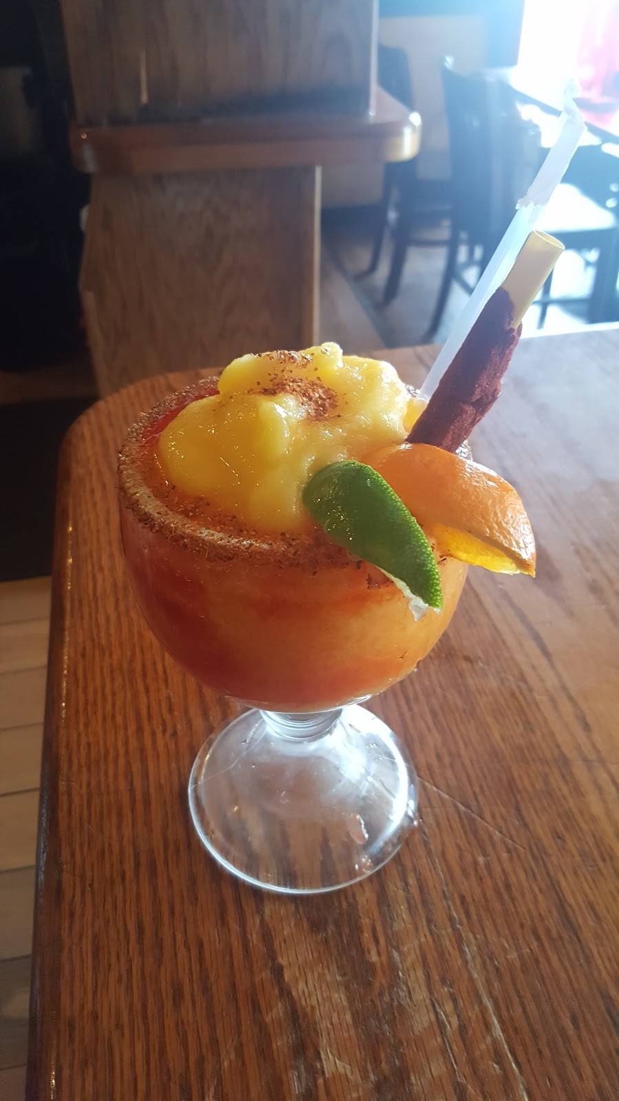 El Charro | restaurant | 942 N Golden State Blvd, Turlock, CA 95380, USA | 2096682650 OR +1 209-668-2650