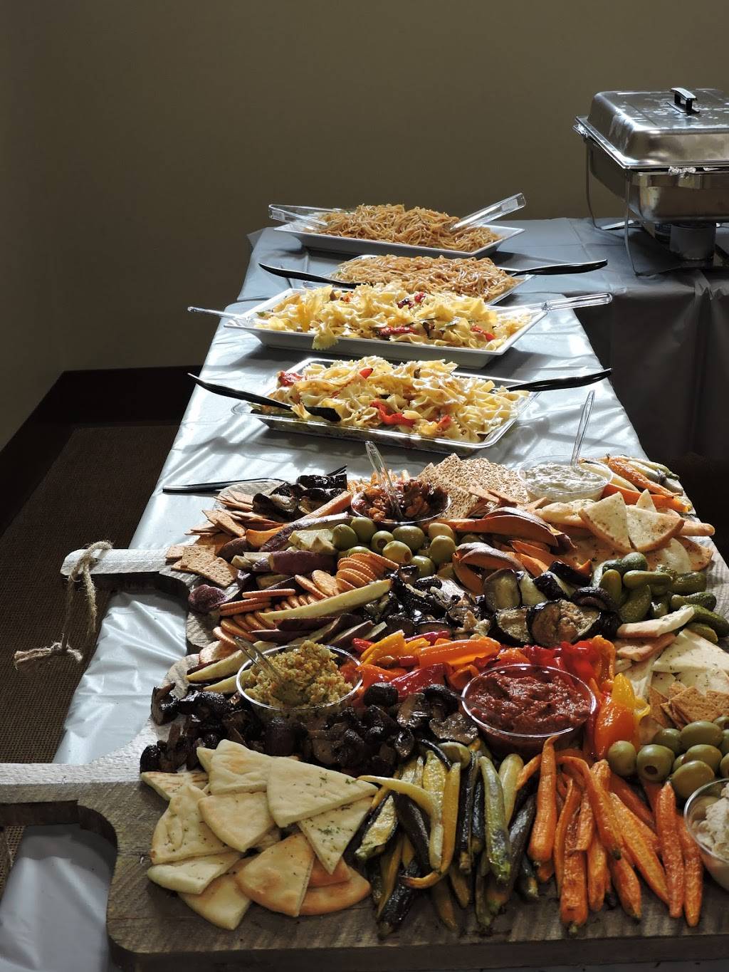 Buffalo Kosher Gourmet at The Myers Family Tel Aviv Café | restaurant | 2640 N Forest Rd, Getzville, NY 14068, USA | 7166884033 OR +1 716-688-4033