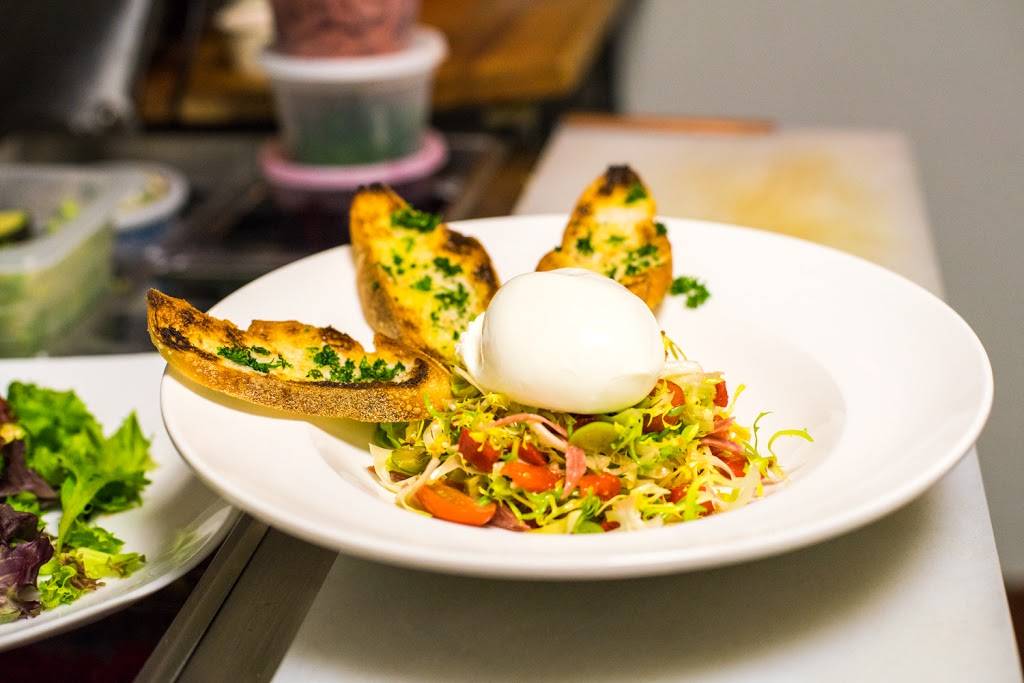 Crabtrees NY & Main | restaurant | 330 New York Ave, Huntington, NY 11743, USA | 6319230920 OR +1 631-923-0920