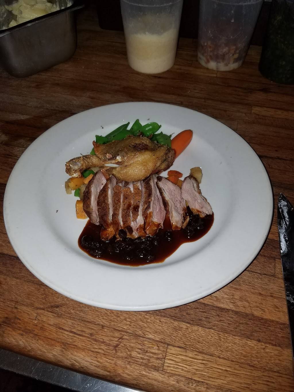 Barneys Restaurant | restaurant | 315 Buckram Rd, Locust Valley, NY 11560, USA | 5166716300 OR +1 516-671-6300