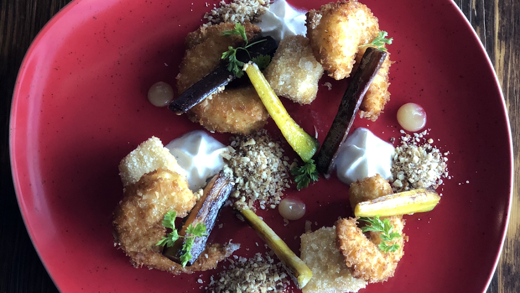 Willow | restaurant | 129 E Bay St, Harbor Springs, MI 49740, USA | 2319285188 OR +1 231-928-5188