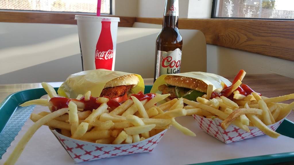 Burger Queen | restaurant | 800 5th St h, Gonzales, CA 93926, USA | 8316752754 OR +1 831-675-2754