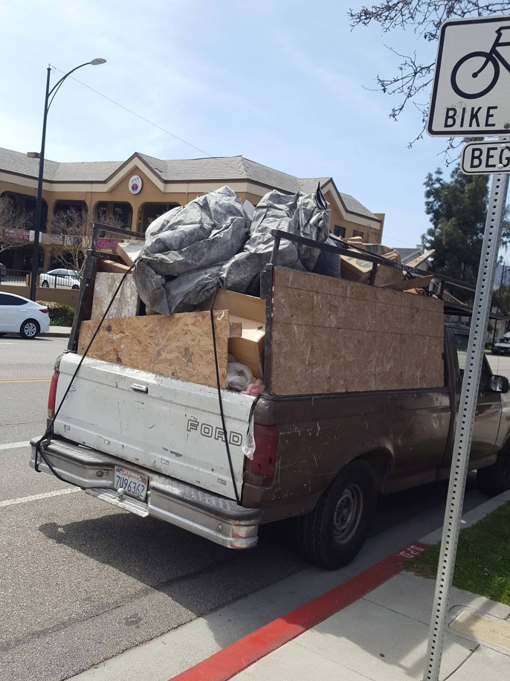 Subway Restaurants | restaurant | 401 S Glenoaks Blvd, Burbank, CA 91502, USA | 8188480000 OR +1 818-848-0000