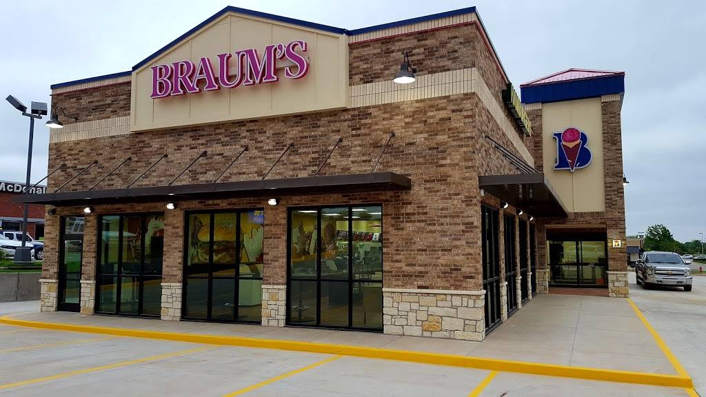 Braums Ice Cream & Burger Restaurant | restaurant | 10920 N Rockwell Ave, Oklahoma City, OK 73162, USA | 4057228126 OR +1 405-722-8126