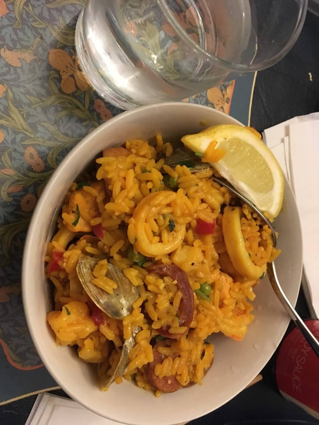 El Rincon Espanol Restaurant | restaurant | 1826 Columbia Rd NW, Washington, DC 20009, USA | 2022654943 OR +1 202-265-4943