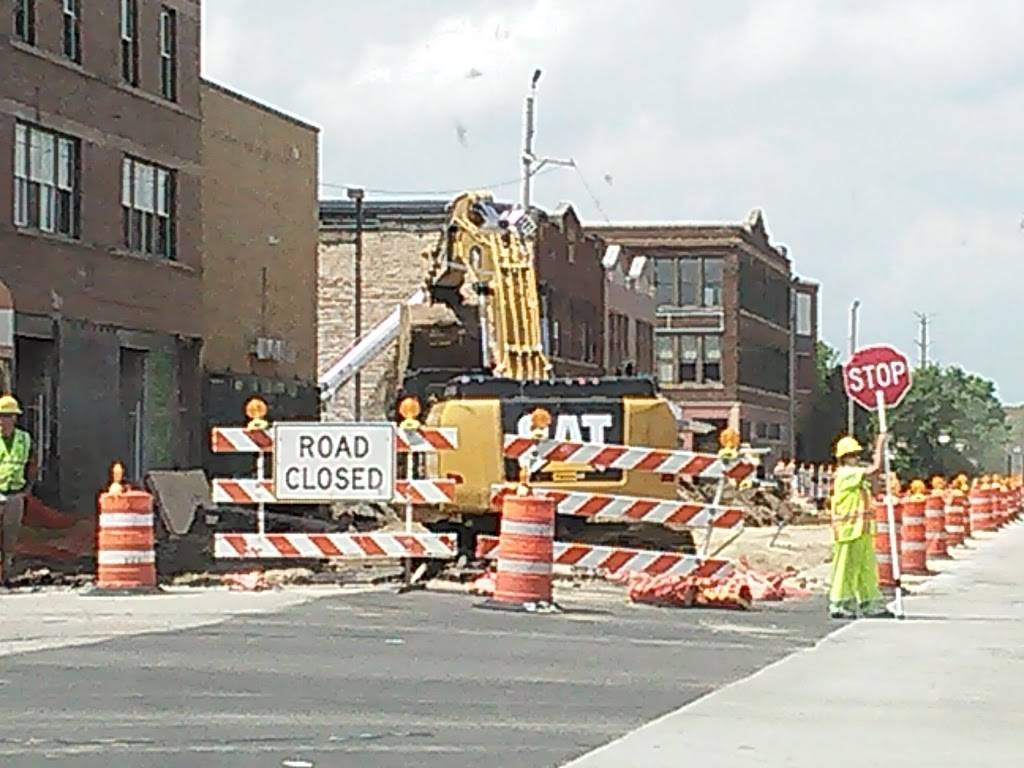 La Chiquita | restaurant | 1108 S Main St, Rockford, IL 61101, USA | 8159632997 OR +1 815-963-2997