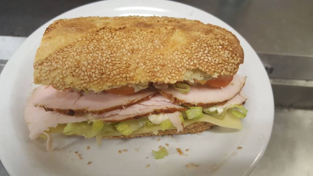 Cousin Vinnies NY Pizza Cafe | meal takeaway | 365 Spring St, Friday Harbor, WA 98250, USA | 3603788308 OR +1 360-378-8308