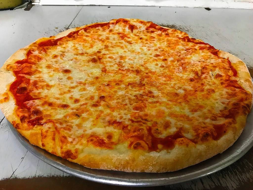 Sammys Italian | restaurant | 9668 N, US-301, Wildwood, FL 34785, USA | 3527481293 OR +1 352-748-1293