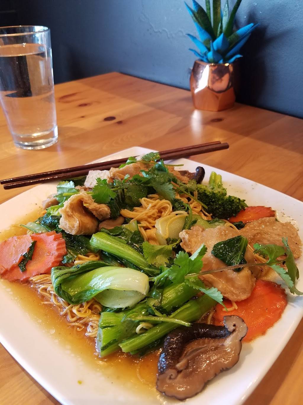 (Vegan Food Garden Grove) Inner Peace Cafe | restaurant | 10522 McFadden Ave, Garden Grove, CA 92843, USA | 6572316607 OR +1 657-231-6607