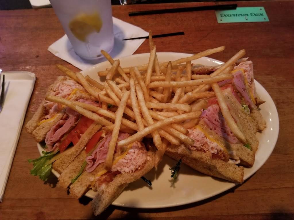 Majerles Sports Grill | restaurant | 24 N 2nd St, Phoenix, AZ 85004, USA | 6022530118 OR +1 602-253-0118