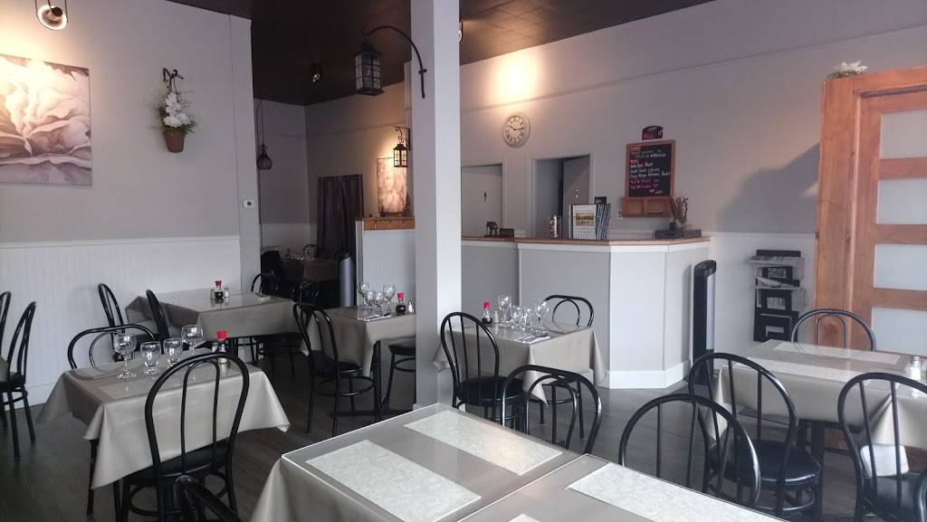 Restaurant Lueur du Mékong | restaurant | 310 Rue Boivin, Granby, QC J2G 2K6, Canada | 4507707953 OR +1 450-770-7953