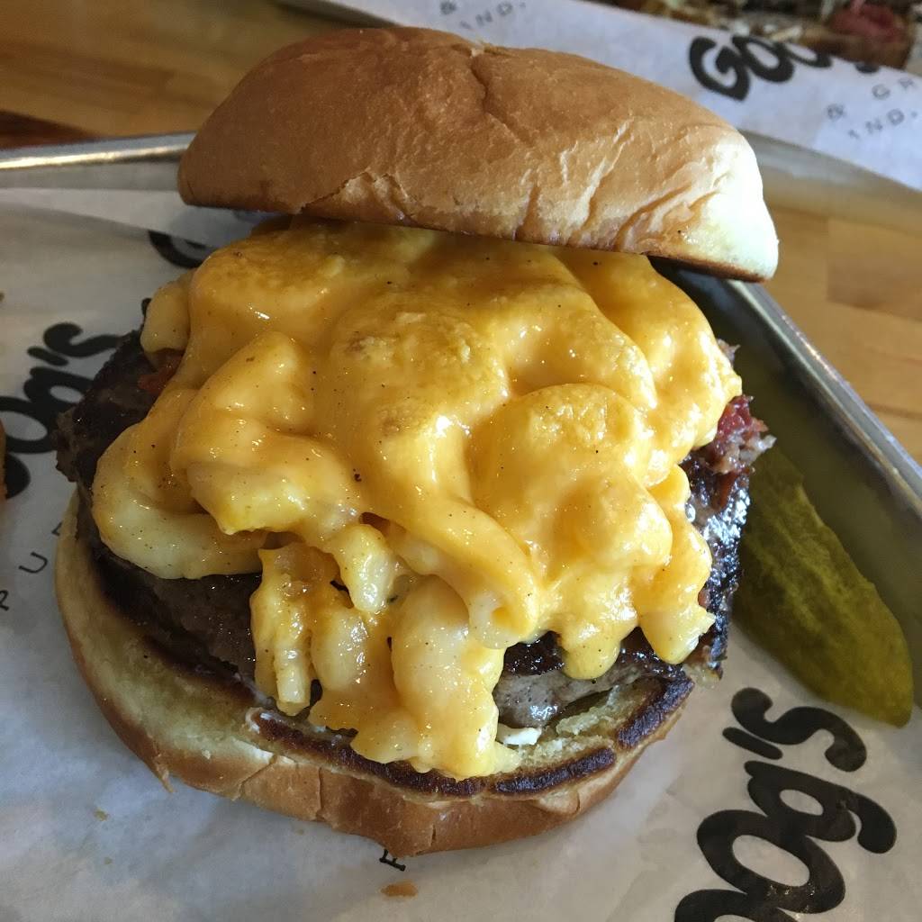 Googs Pub & Grub | restaurant | 667 Hastings Ave, Holland, MI 49423, USA | 6165463422 OR +1 616-546-3422