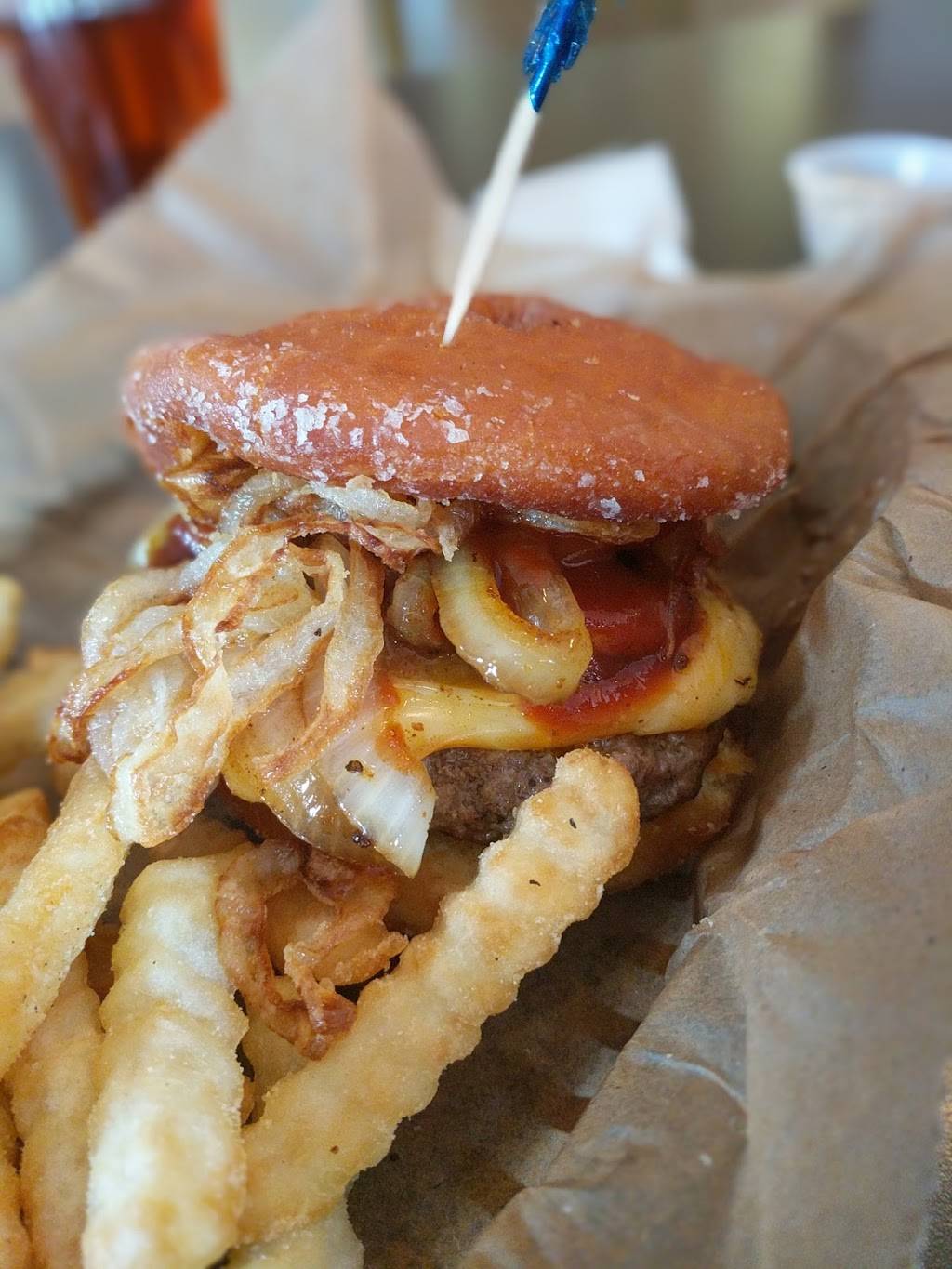 Bad Wolf Burgers | restaurant | 350 Foreman Ave, Lexington, KY 40508, USA | 8592869889 OR +1 859-286-9889