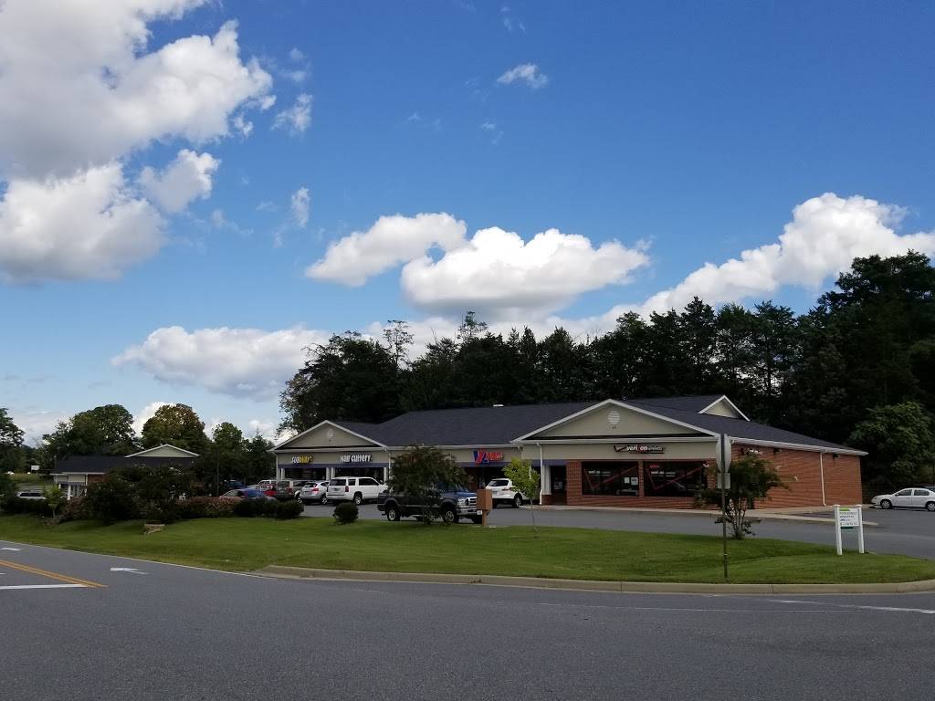 East Gourmet | restaurant | 98 Stoneridge Dr N, Ruckersville, VA 22968, USA | 4349852218 OR +1 434-985-2218