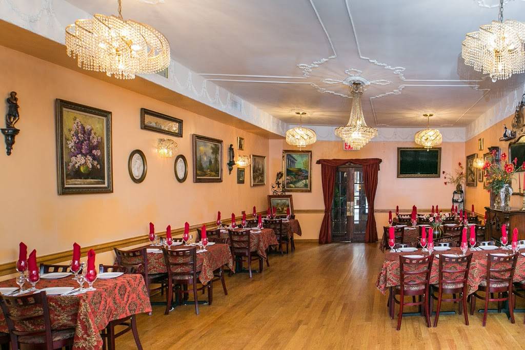 Svetas House | restaurant | 9260 Queens Blvd, Rego Park, NY 11374, USA | 7188991405 OR +1 718-899-1405