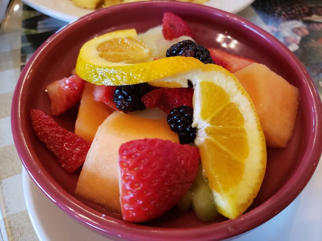 Moms | restaurant | 209 Salem St, Chico, CA 95928, USA | 5308933447 OR +1 530-893-3447