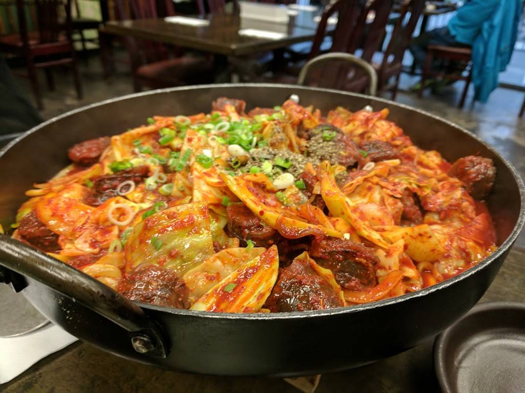 To Sok Chon 토속촌 | restaurant | 138 W Central Blvd, Palisades Park, NJ 07650, USA | 2014820910 OR +1 201-482-0910