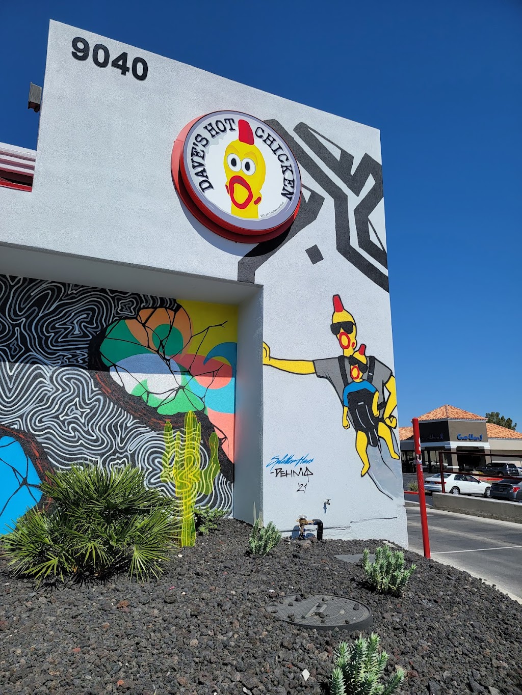 Daves Hot Chicken | restaurant | 9040 W Sahara Ave, Las Vegas, NV 89117, USA | 7028435455 OR +1 702-843-5455