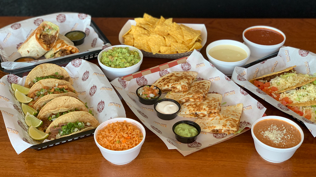 Xiscali mexican taqueria | restaurant | 1400 Barrancas Ave, Pensacola, FL 32502, USA | 8502850564 OR +1 850-285-0564