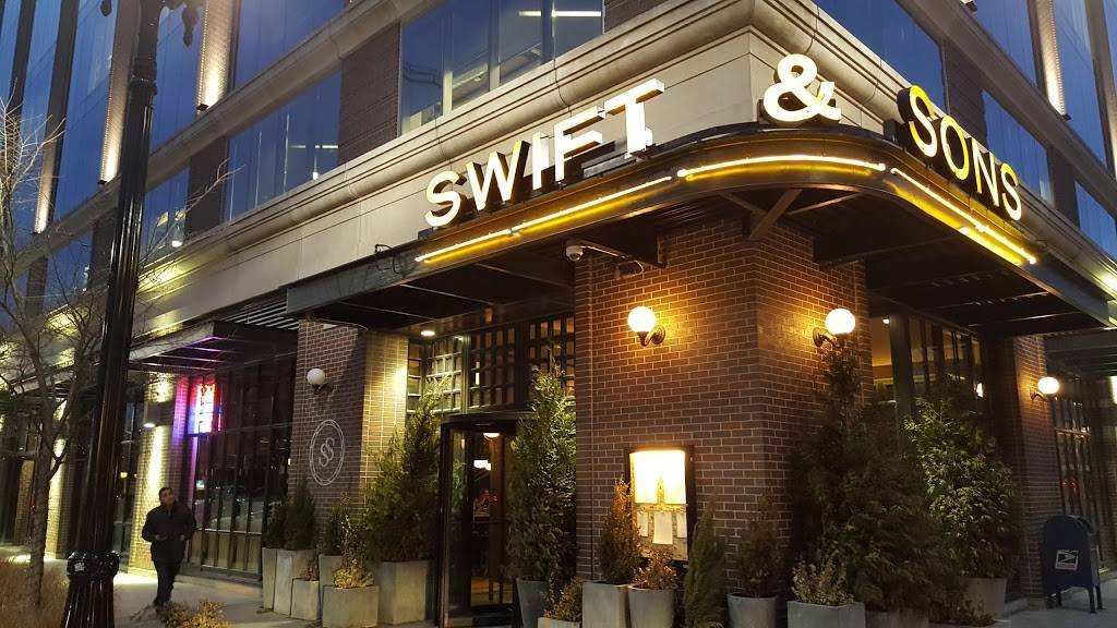 Swift & Sons | restaurant | 1000 W Fulton Market, Chicago, IL 60607, USA | 3127339420 OR +1 312-733-9420