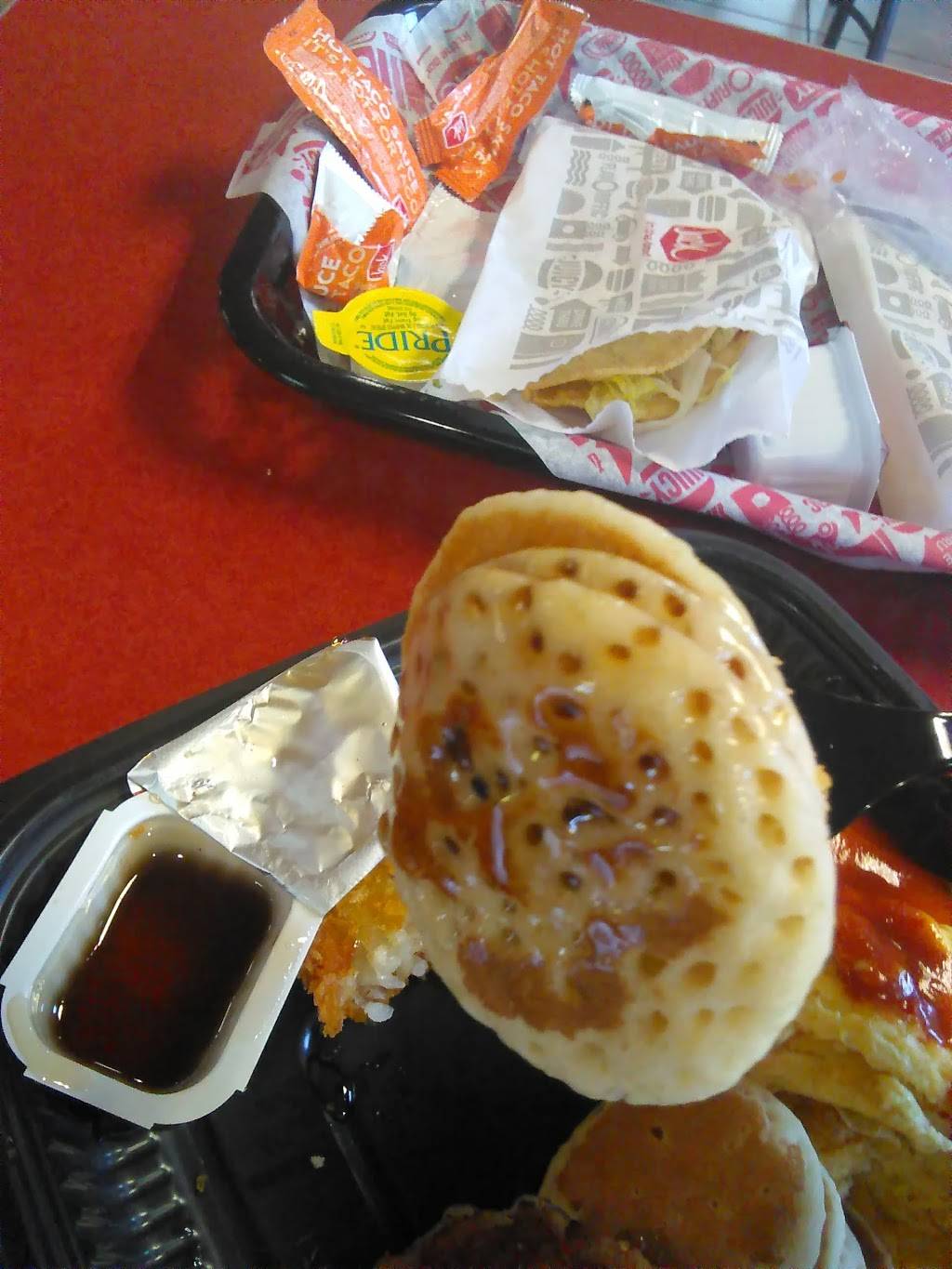 Jack in the Box | restaurant | 3506 W Hammer Ln, Stockton, CA 95219, USA | 2099516818 OR +1 209-951-6818