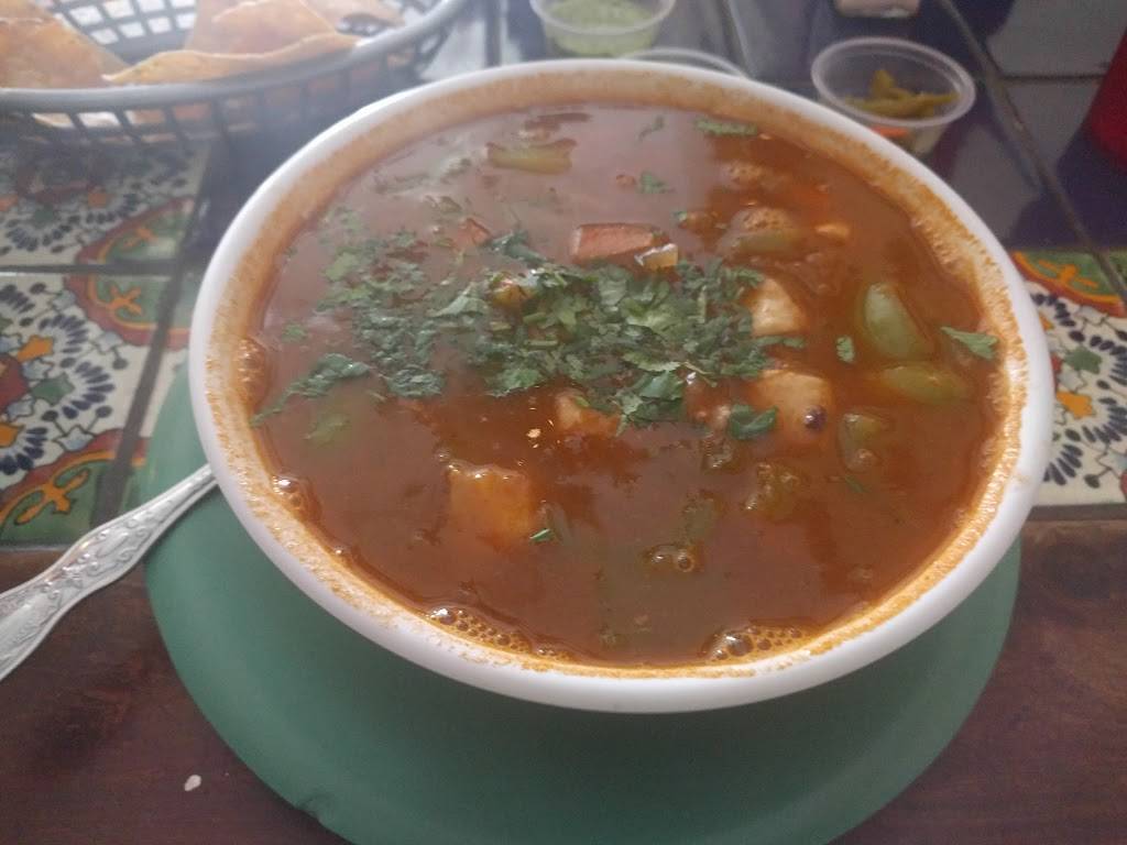 Mariscos Cancun Seafood & Mexican Grill | restaurant | 573 W Channel Islands Blvd, Port Hueneme, CA 93041, USA | 8059840160 OR +1 805-984-0160