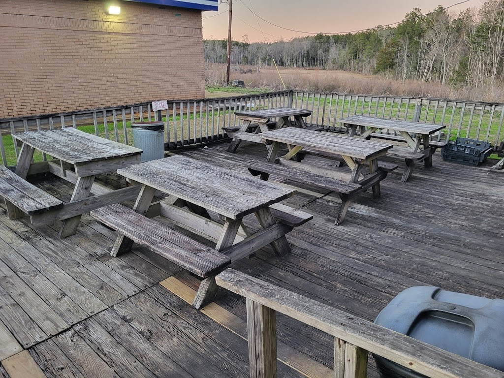 Kendalls BBQ | restaurant | 2076 W, 2230 AL-106, Georgiana, AL 36033, USA | 3343760055 OR +1 334-376-0055