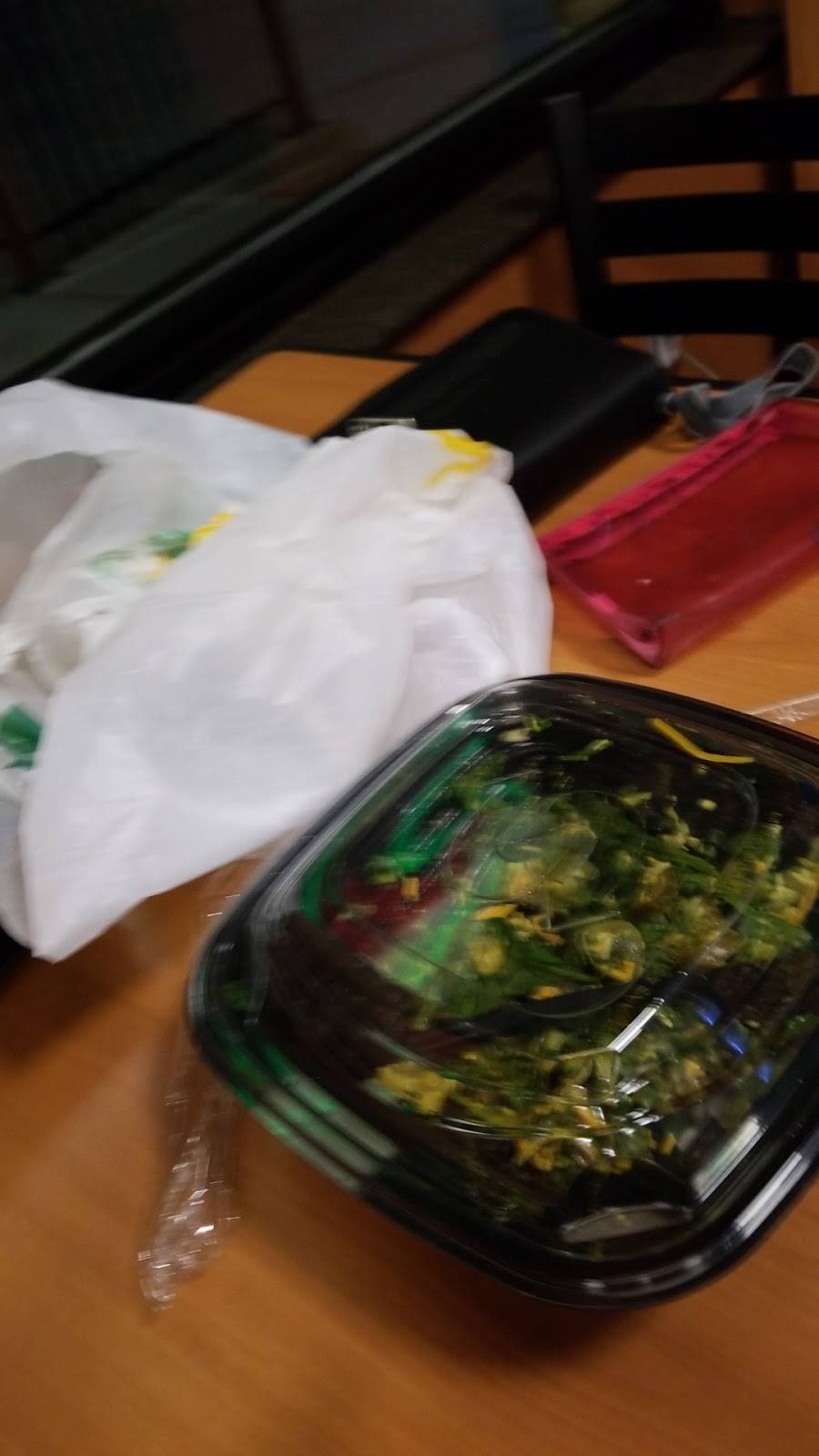 Subway Restaurants | restaurant | 2001 N Trade Days Blvd, Canton, TX 75103, USA | 9035672220 OR +1 903-567-2220